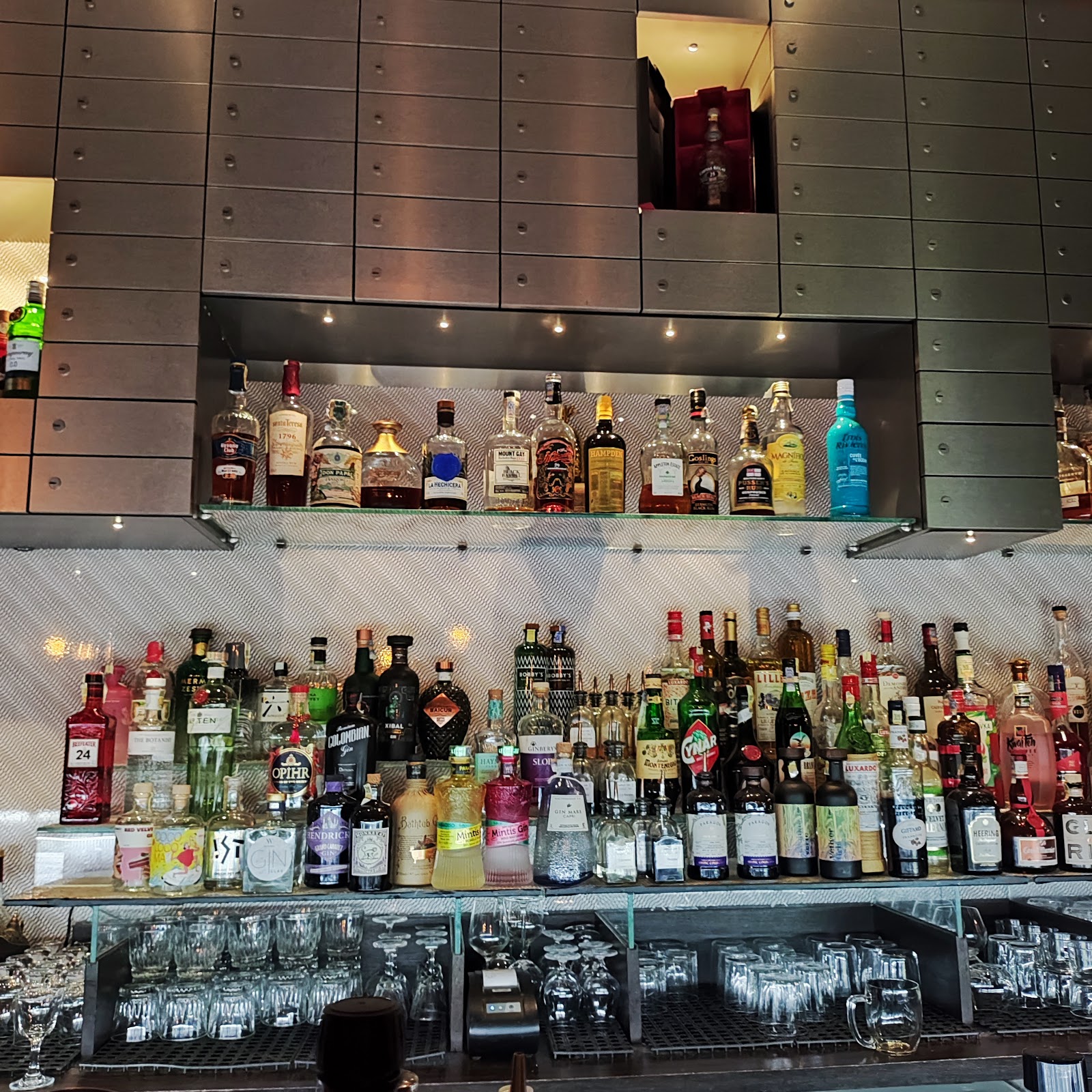 The Banker's Bar, Prague