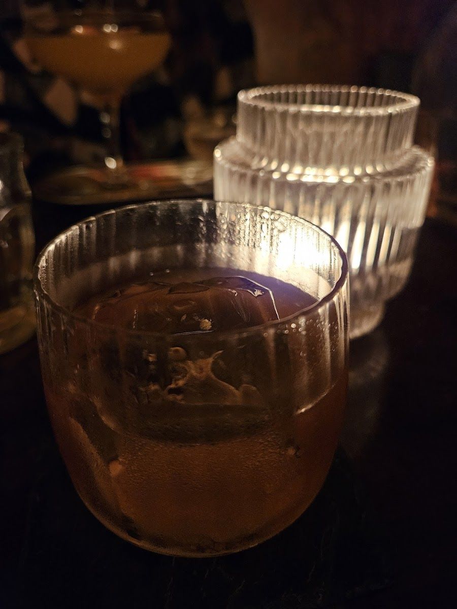 Bonvivant's bar service