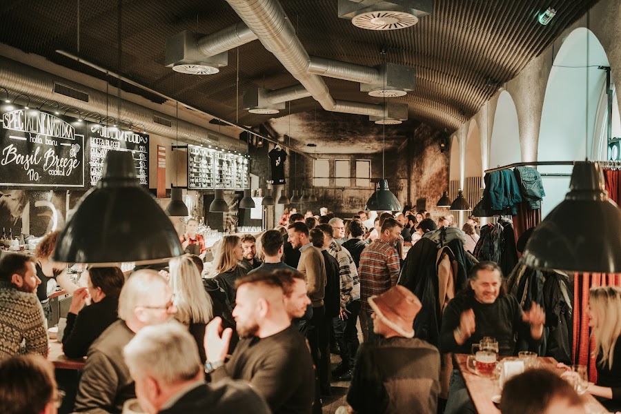 Hoffa Bar, Prague