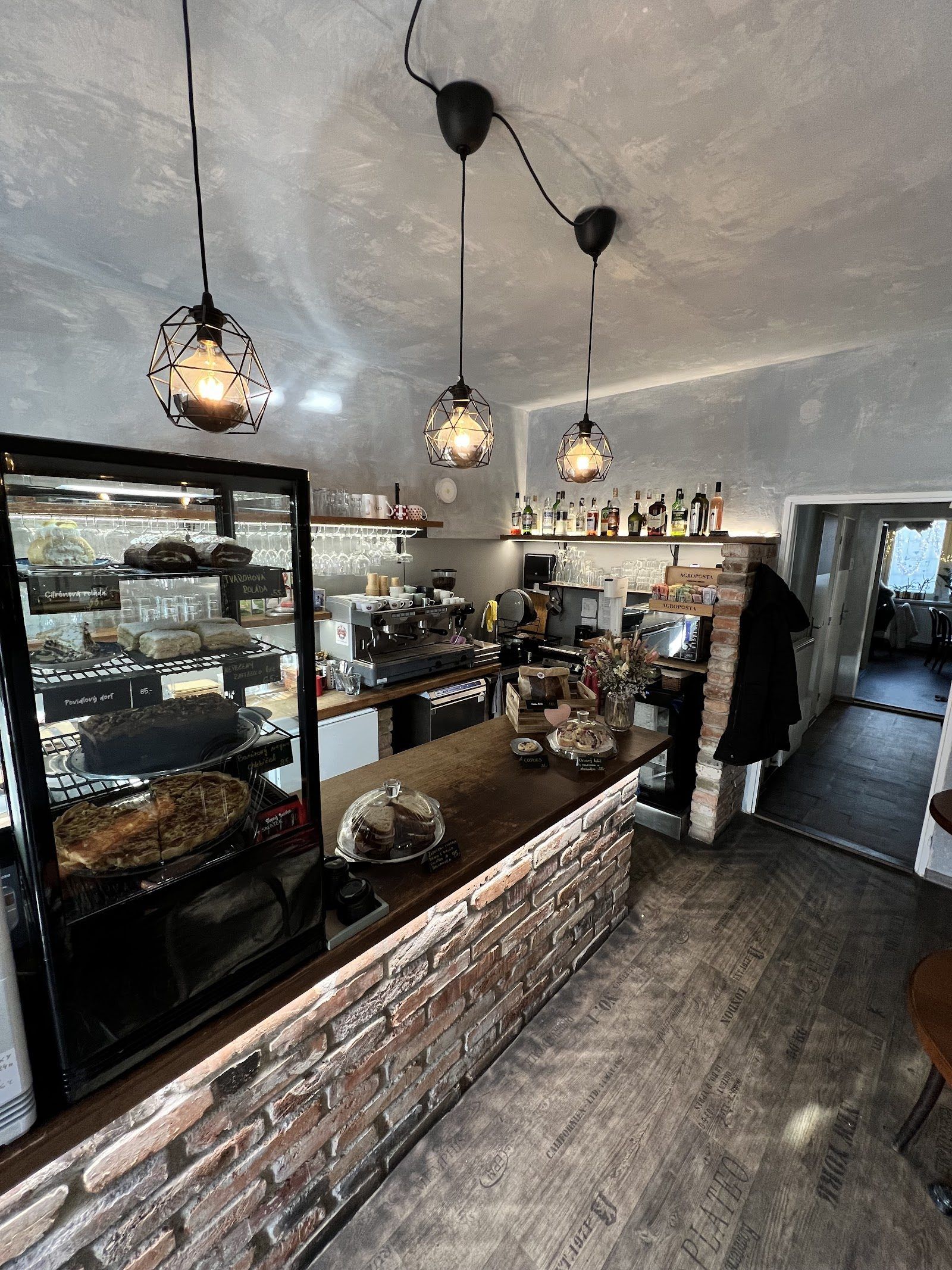 Le Petit Cafe Noir Prague bar interior