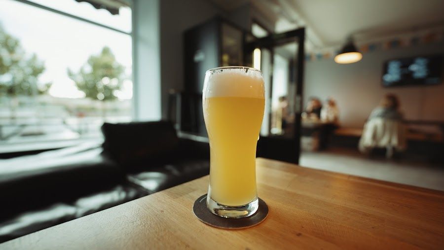 Naplavka Craft Beer Vysehrad atmosphere