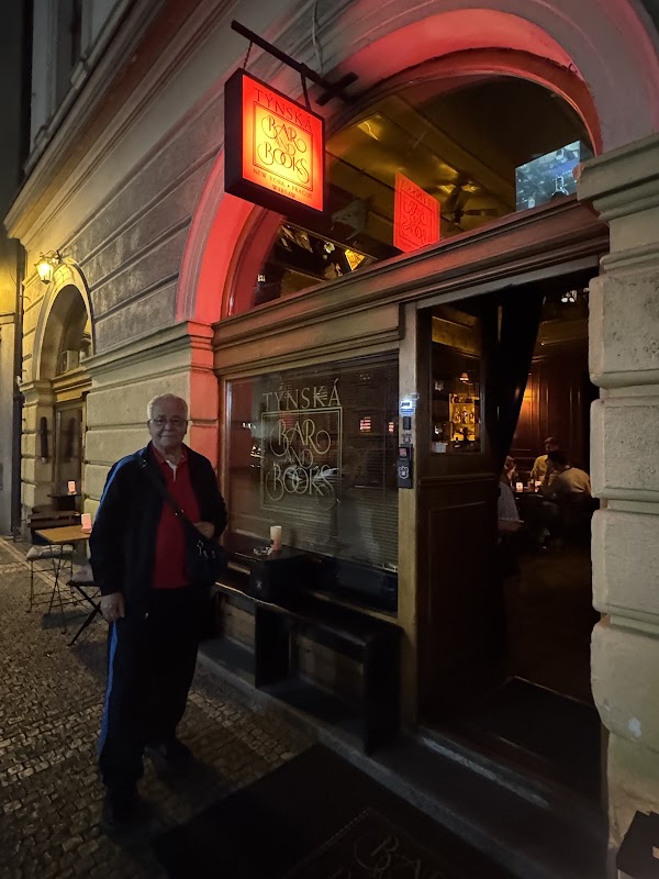 Bar and Books