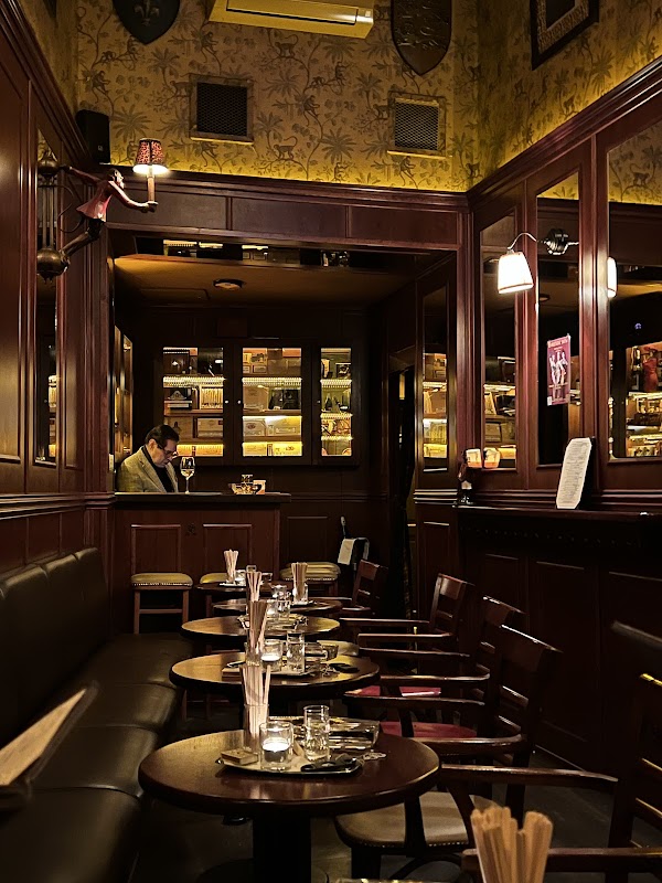 Hemingway Bar