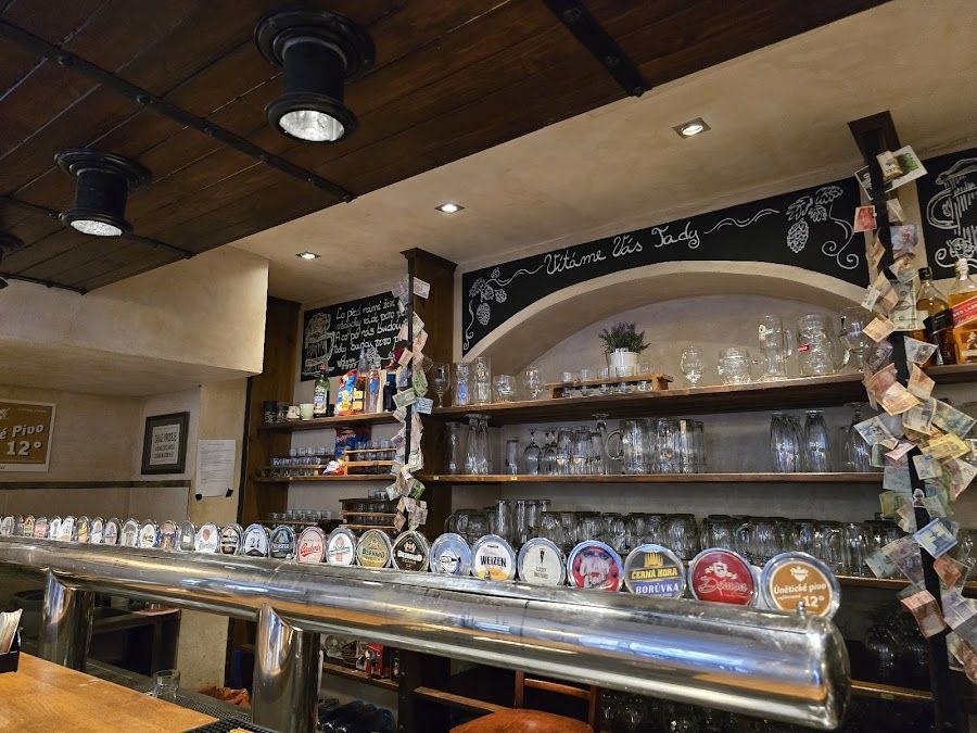 Prague Beer Museum bar service