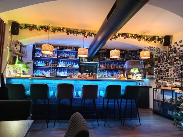 Hemingway Bar