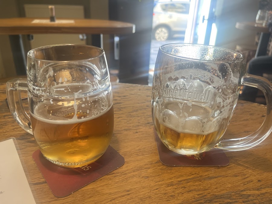 Sport Bar Pohoda draft beer and screens