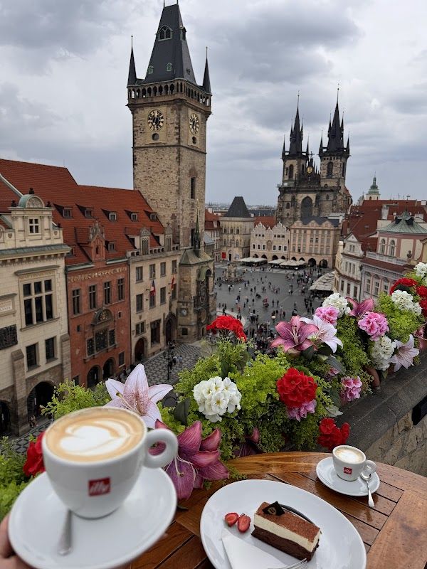 Cloud 9 Sky Bar at Hilton Prague