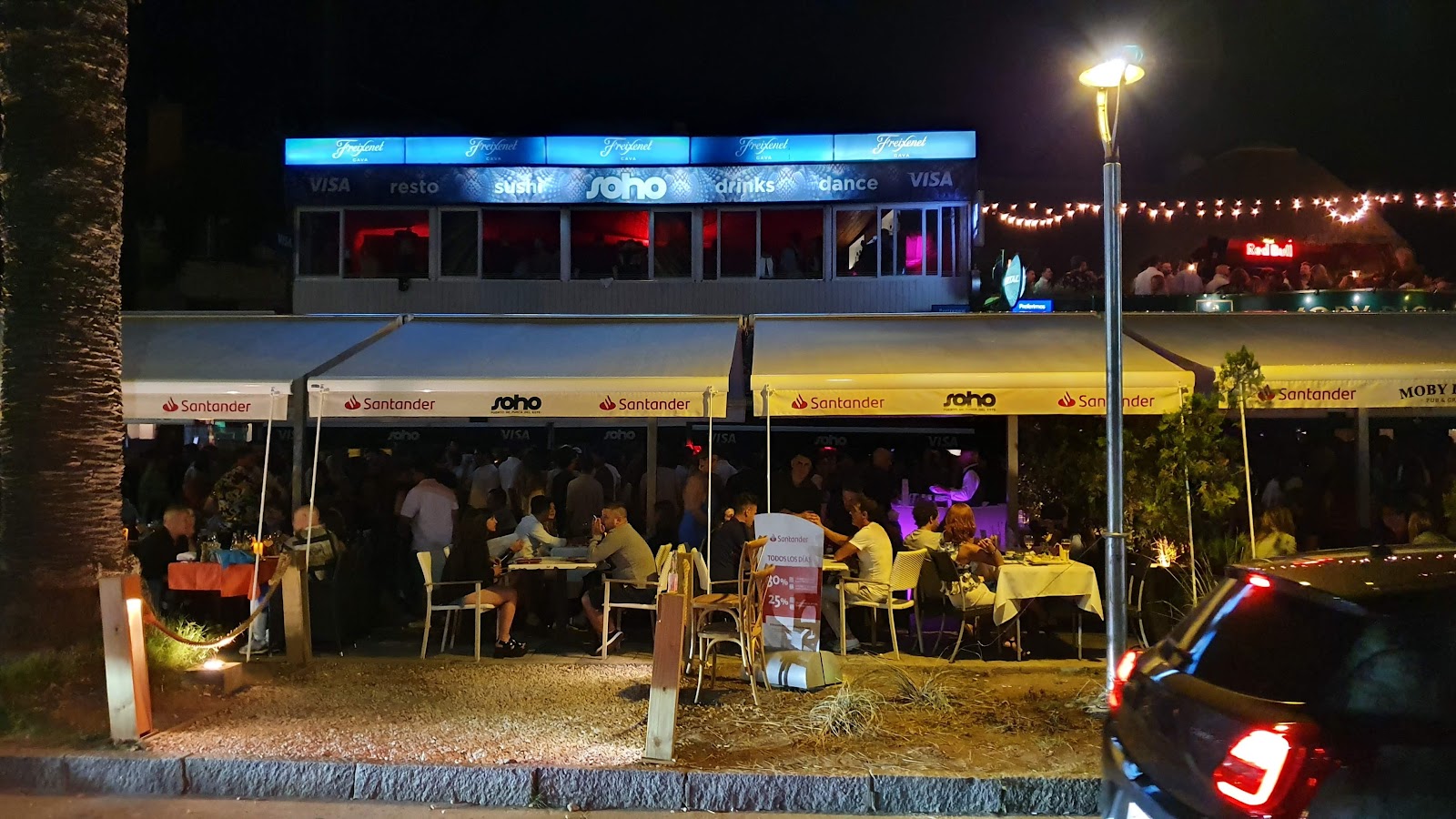Soho Punta Punta del Este bar interior