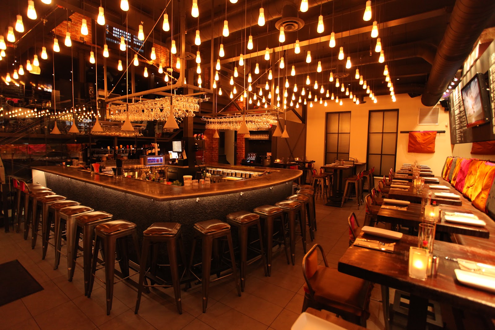 L'Atelier Bar Boutique Québec City bar interior