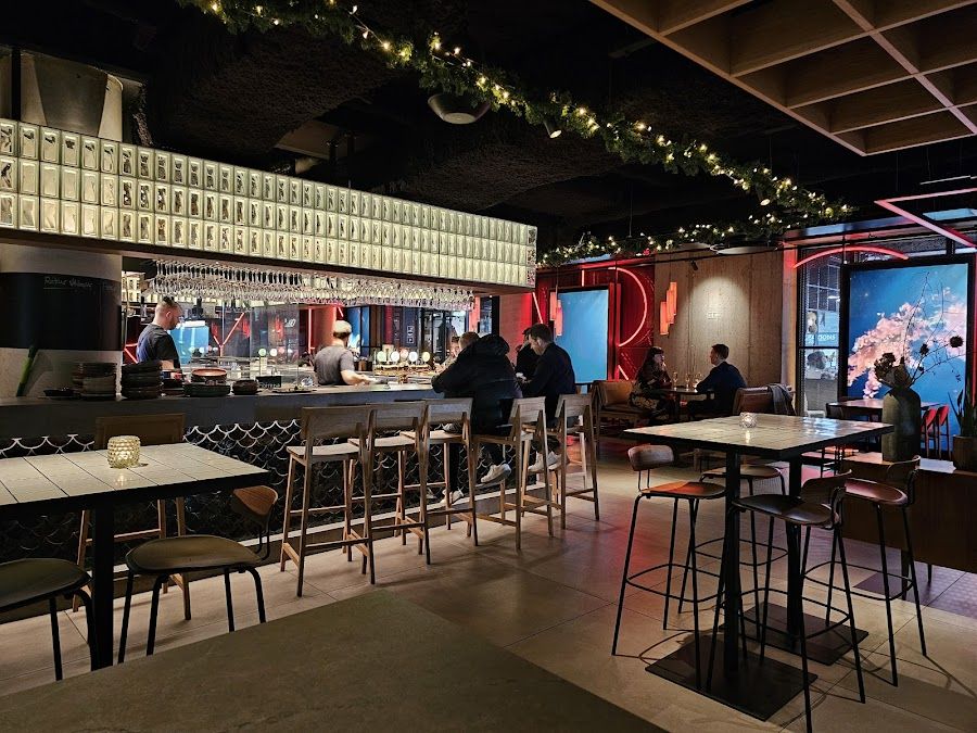 Galleri Cocktail Bar City Centre atmosphere