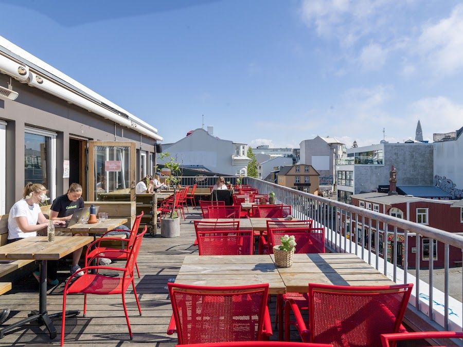 Loft Rooftop Bar City Centre atmosphere