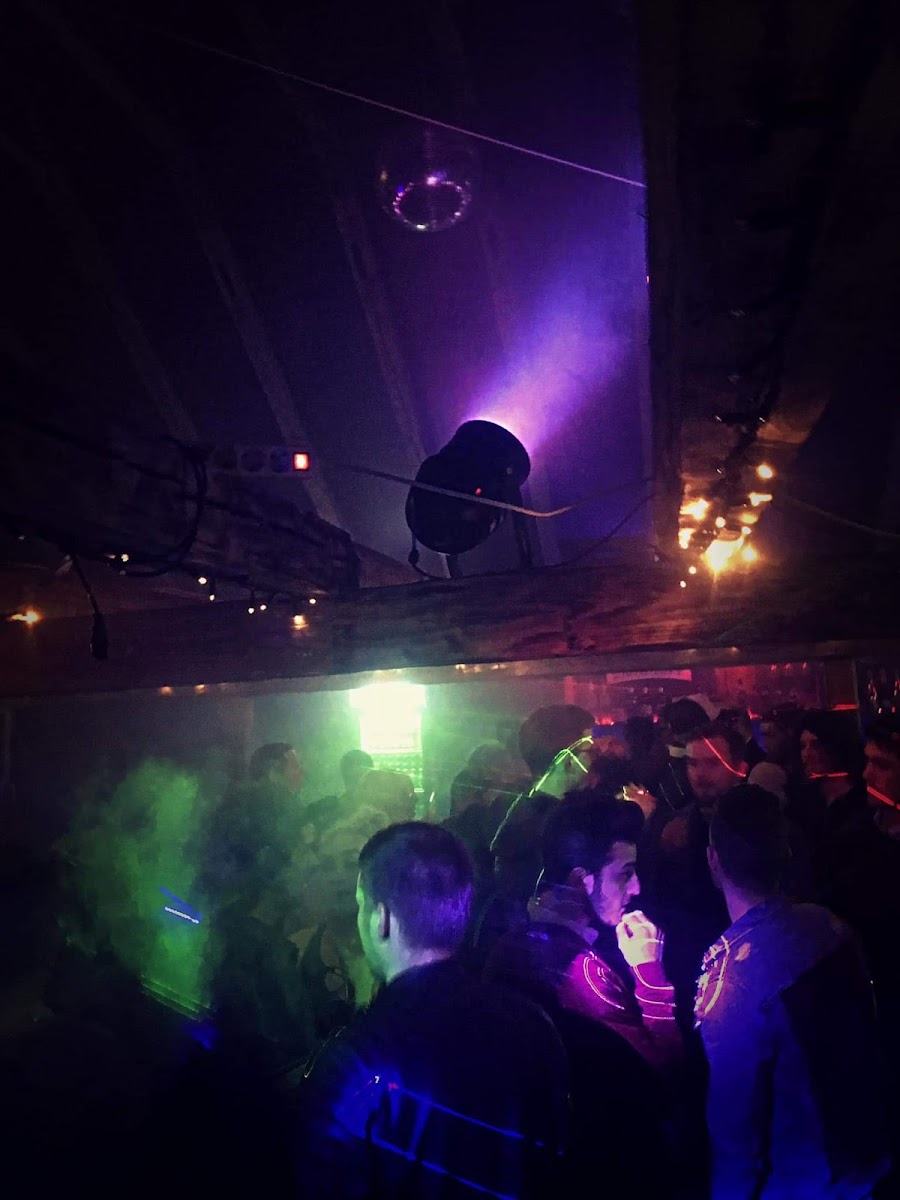 Paloma Tropical Bar City Centre atmosphere