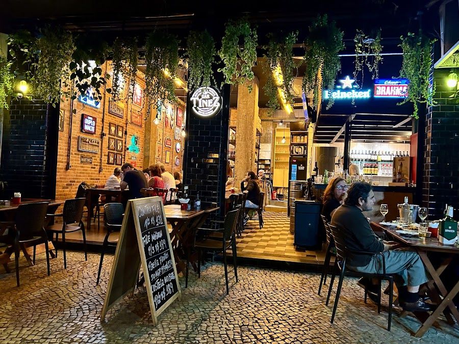 Bar do Leme bar service