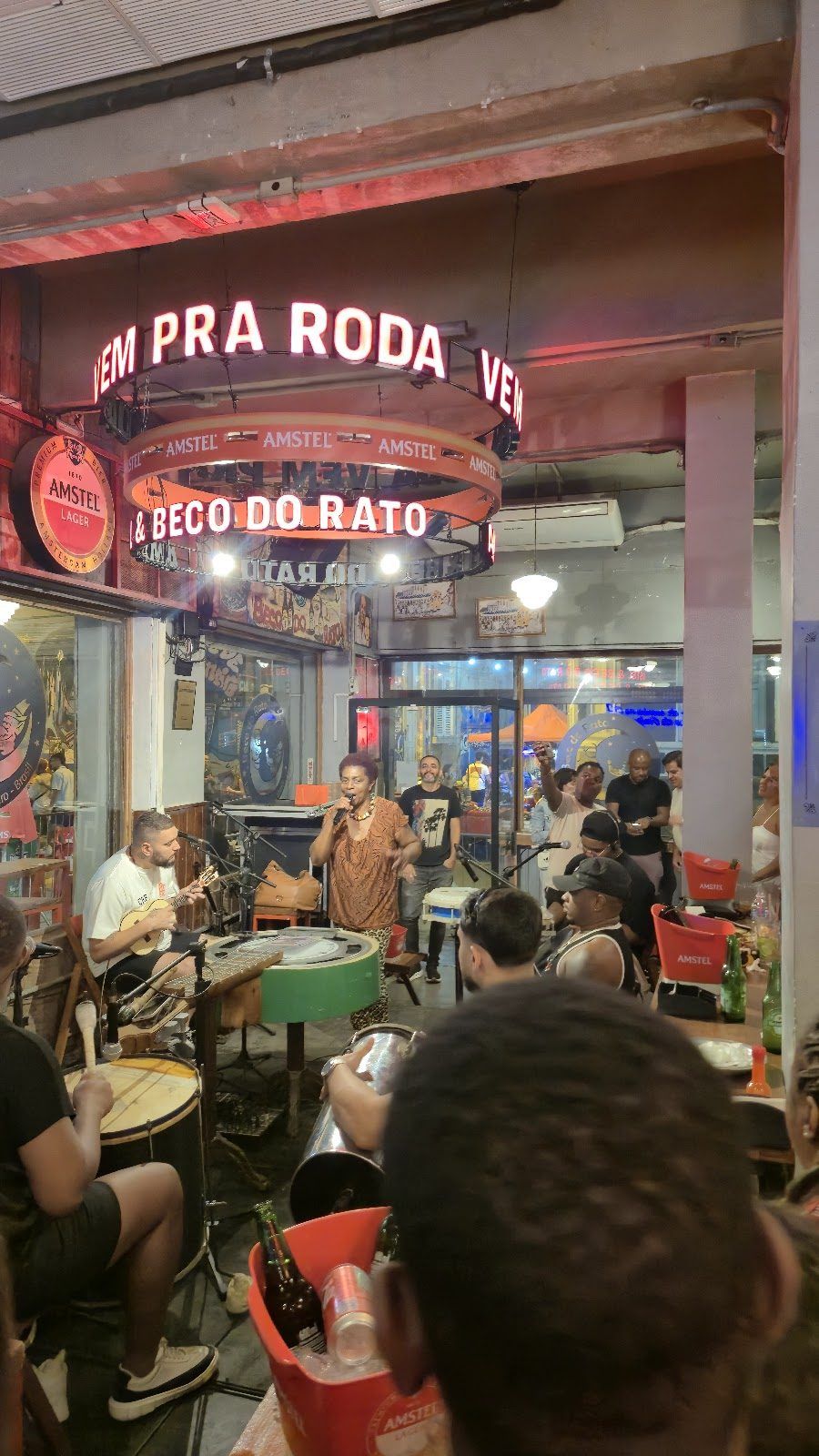 Cafofo do Zeca bar service