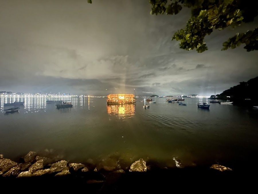 Flutuante da Urca bar service
