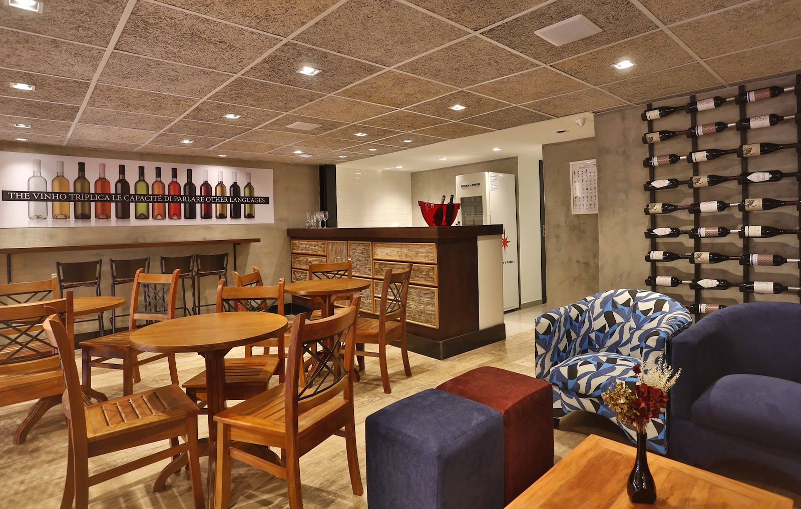 Sports bar interior with screens showing a football match in Botafogo, Rio
