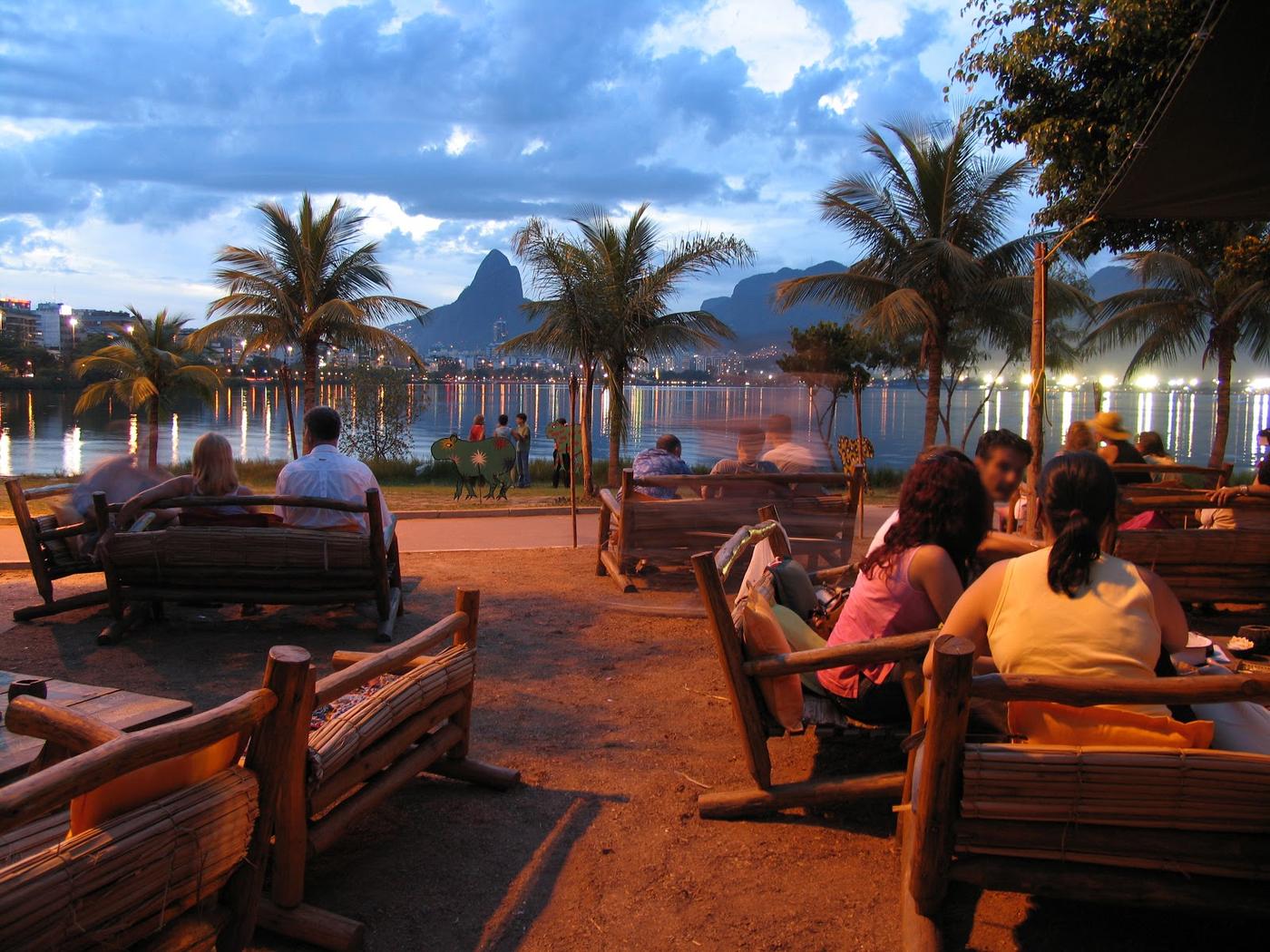 Palaphita Kitch lagoon views