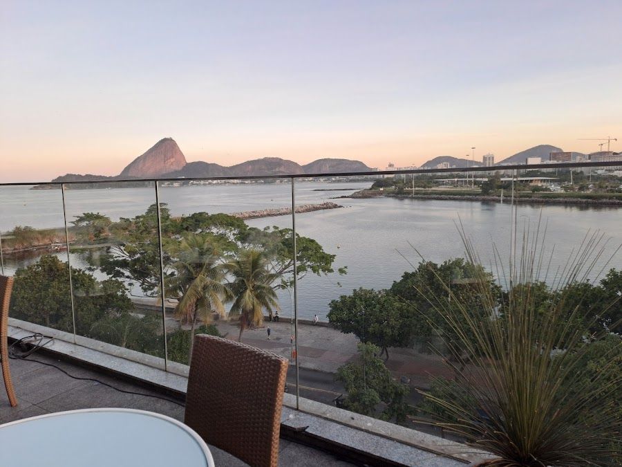 Sky Bar Rio Centro atmosphere