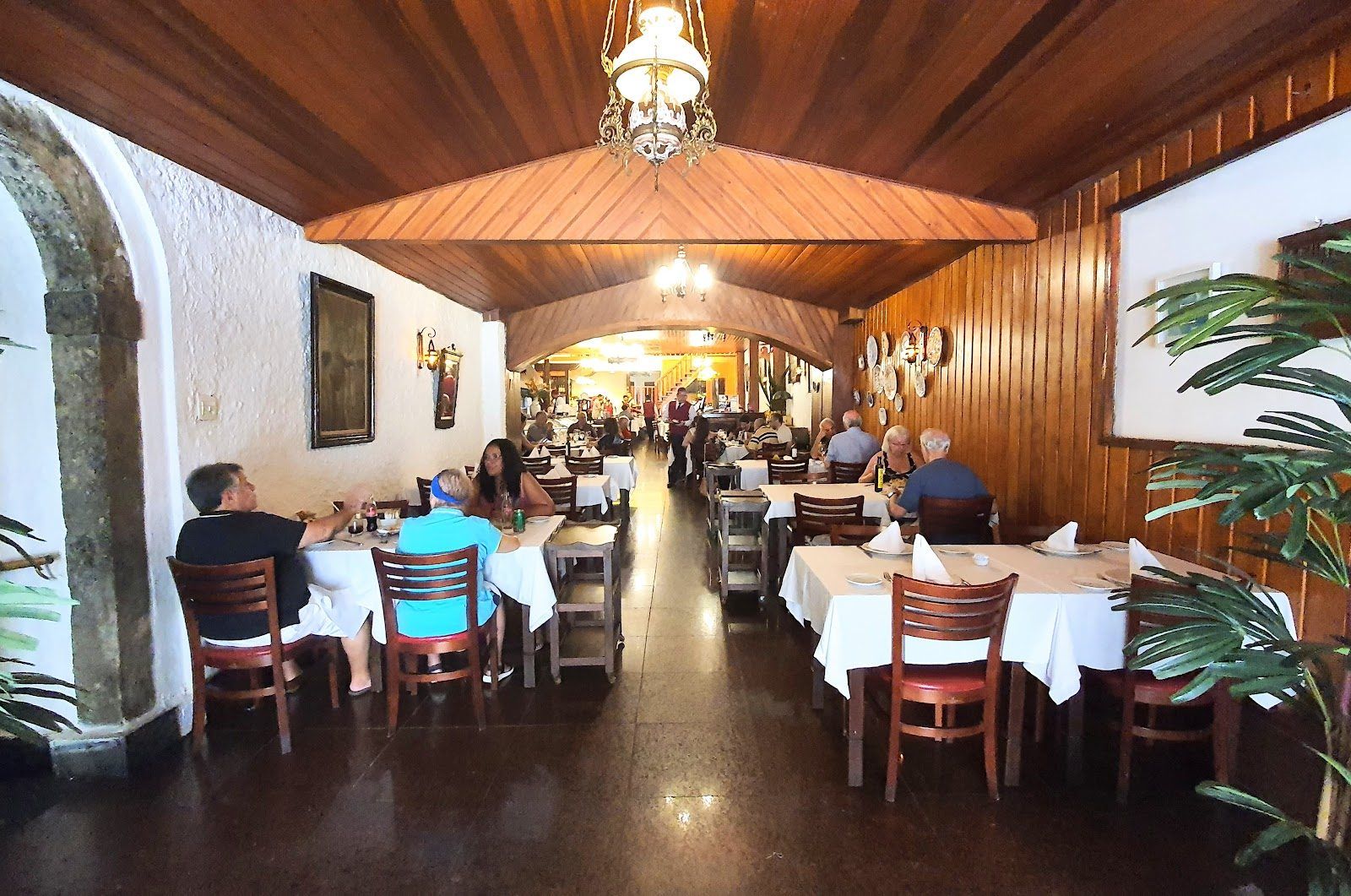 The Spot Cocktail Bar Rio de Janeiro bar interior