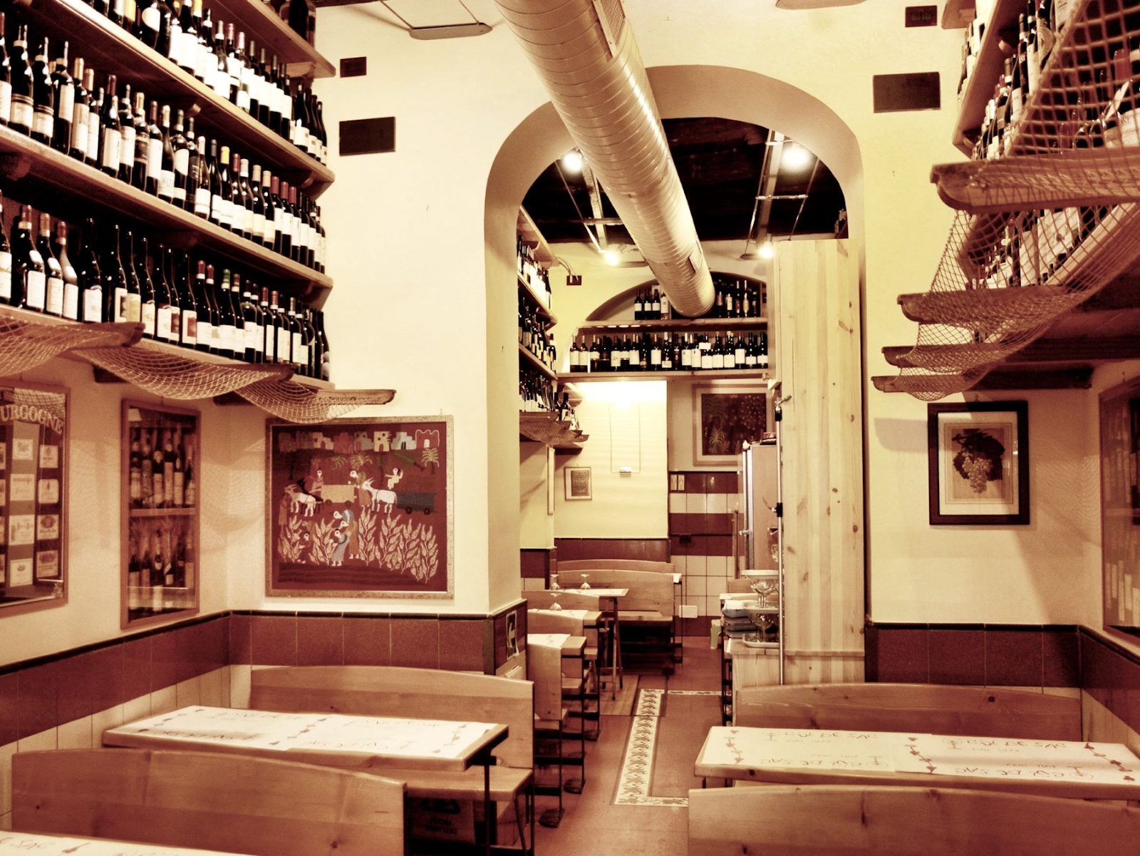 Cul de Sac Rome bar interior