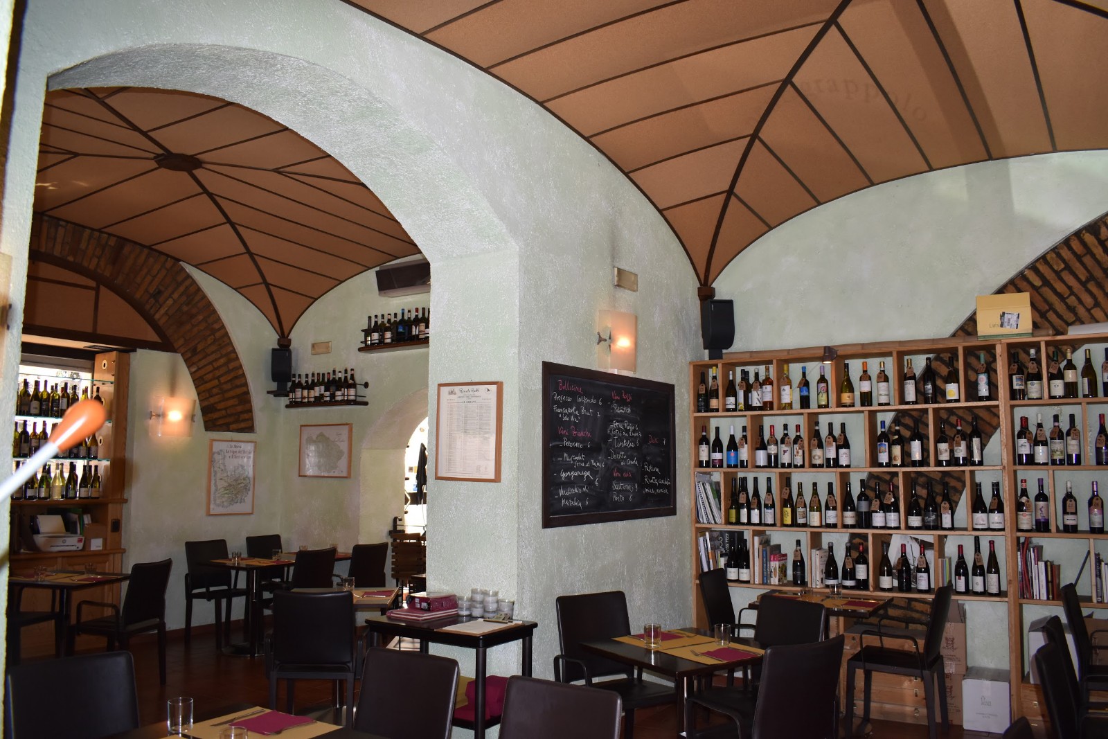 Evening atmosphere at Il Pentagrappolo