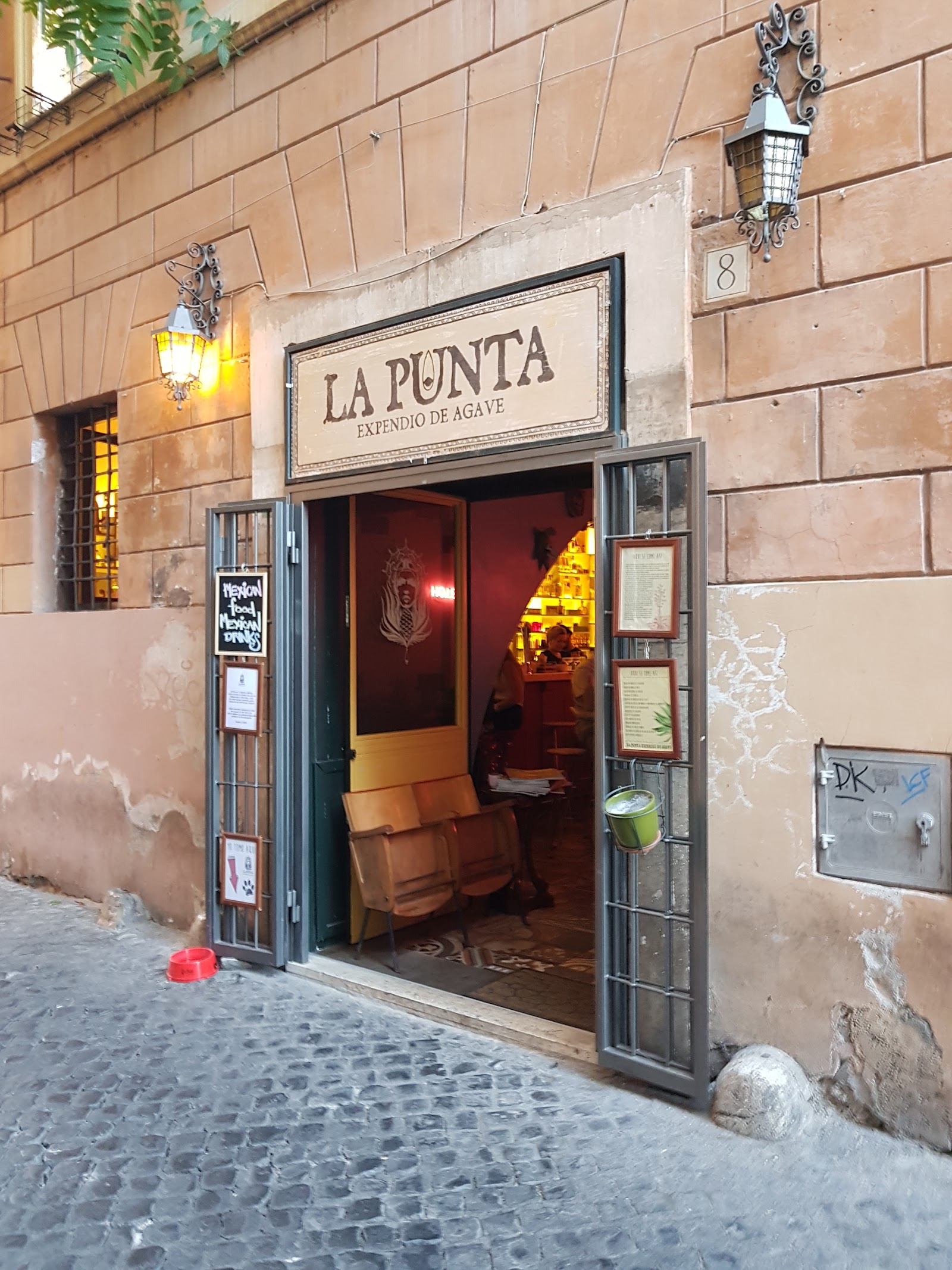La Punta Expendio de Agave mezcal bar, Trastevere Rome