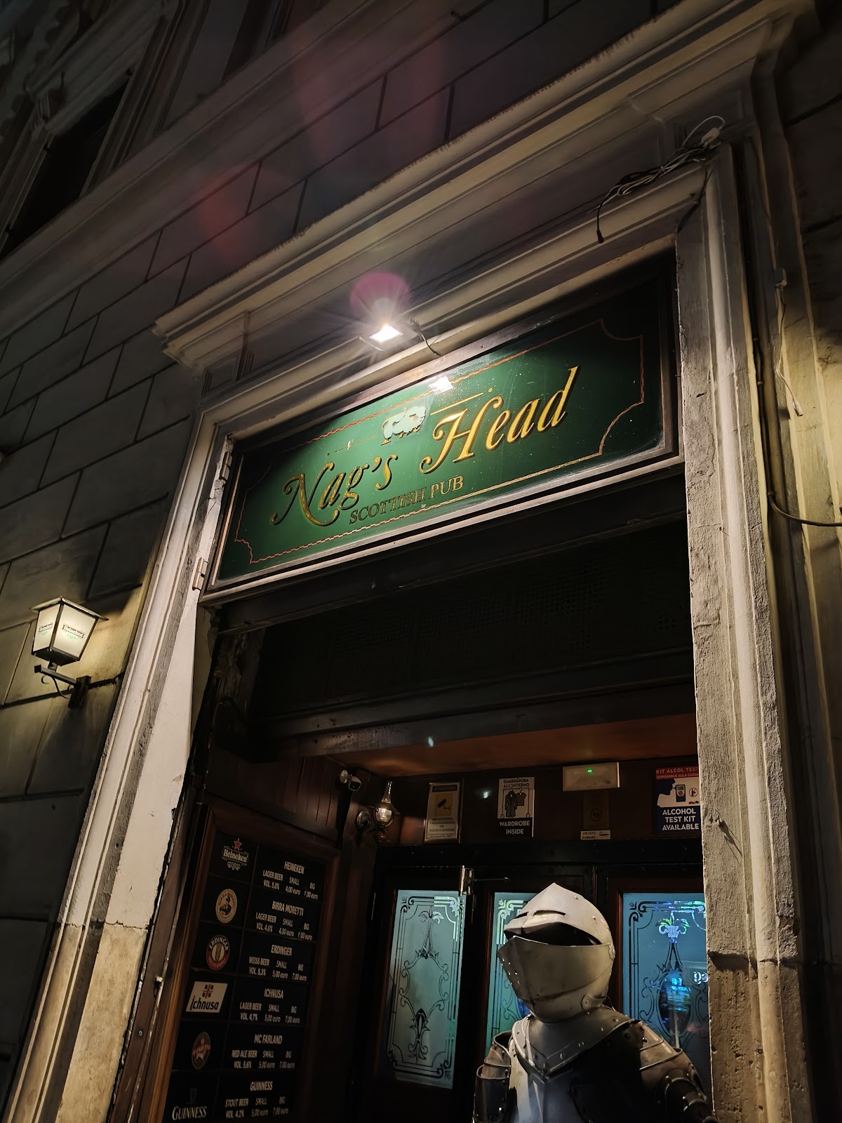 The Nag's Head, Rome