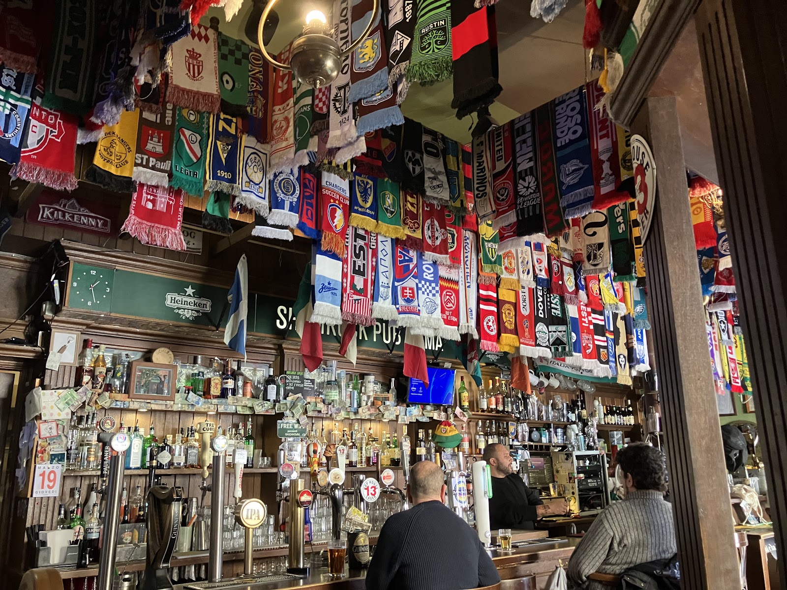 Finnegan Irish Pub Rome