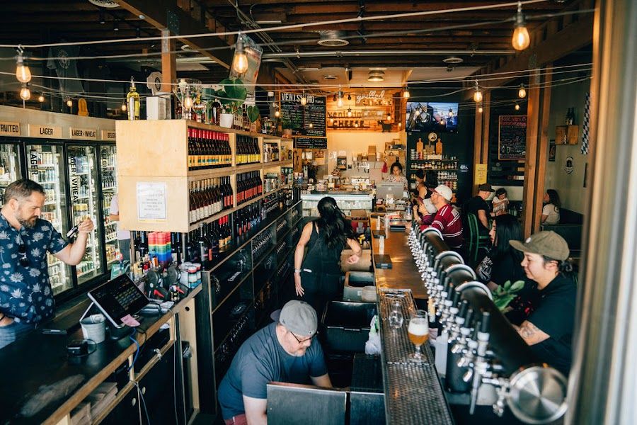 Craft & Draft North Park atmosphere