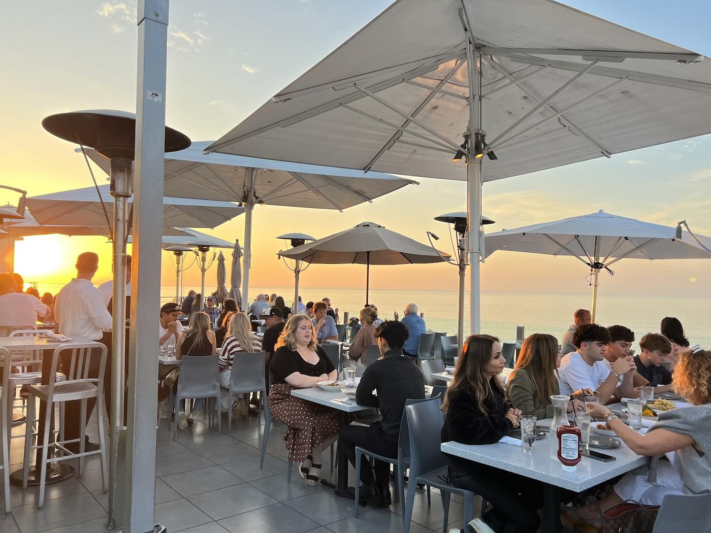 George's Level 2, San Diego