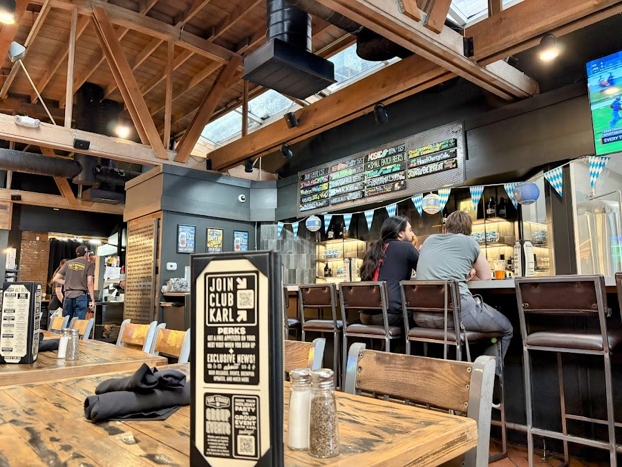 Karl Strauss Brewing Company, San Diego
