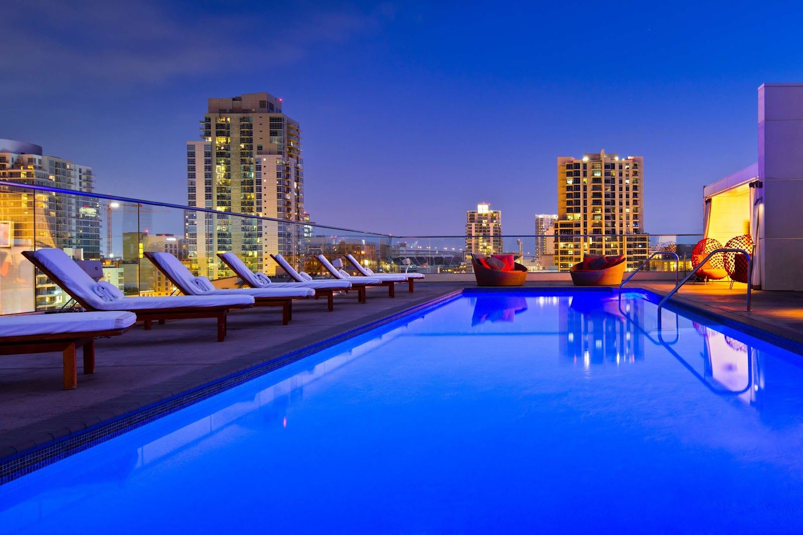 Rooftop600 at Andaz San Diego San Diego bar interior