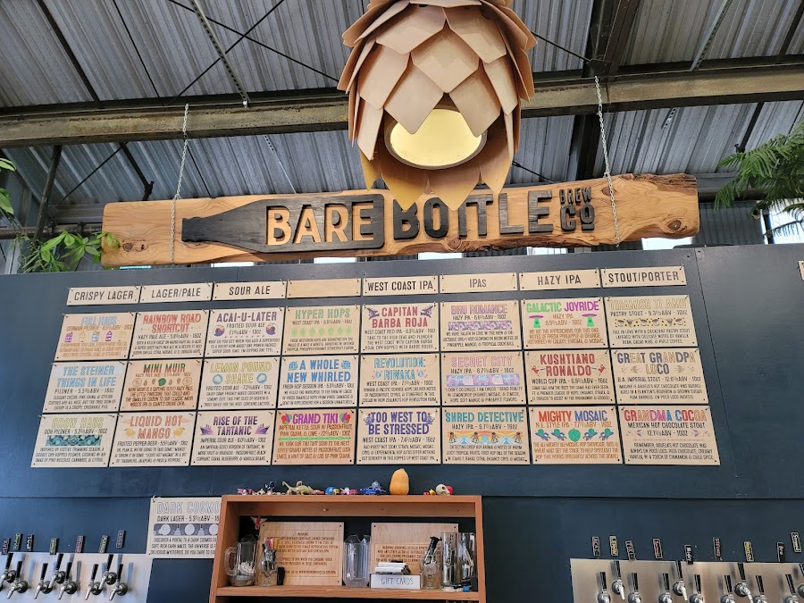 Hazy IPA pour at a San Francisco craft brewery