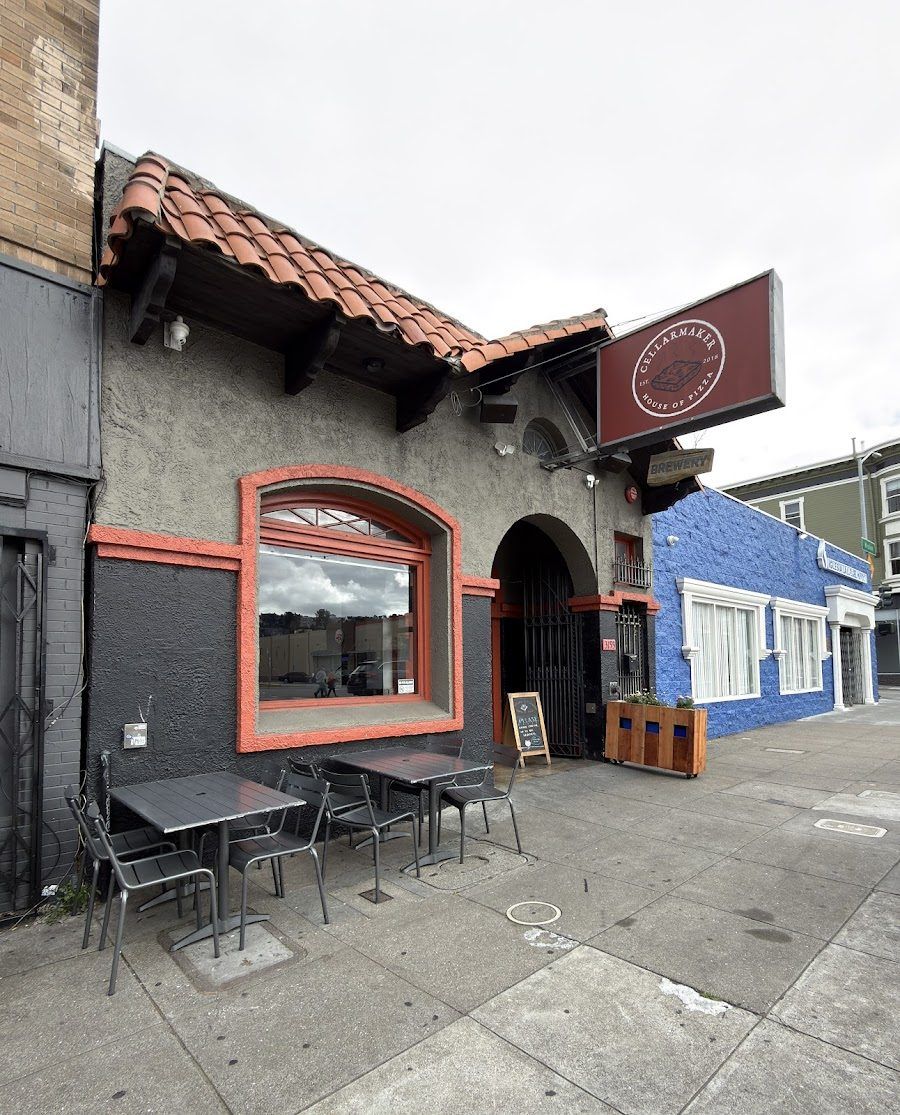 Cellarmaker House of Pizza bar service