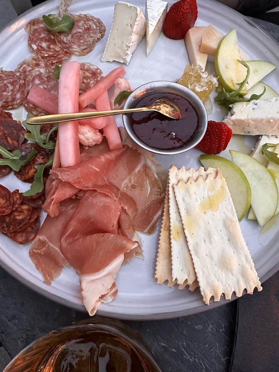 Charmaine's Rooftop at Proper SoMa atmosphere