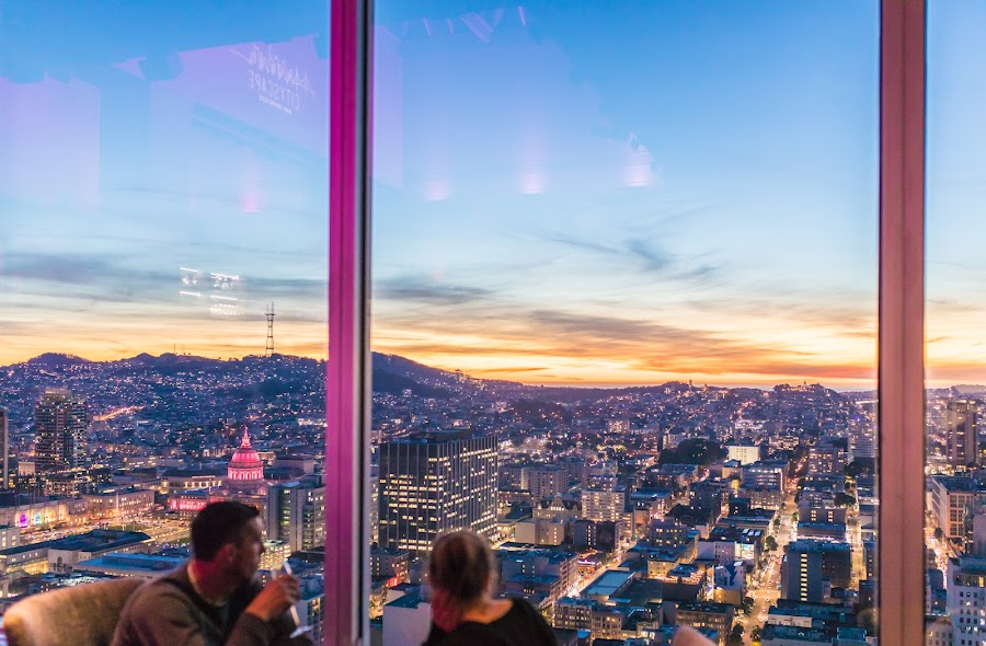 Cityscape drinks