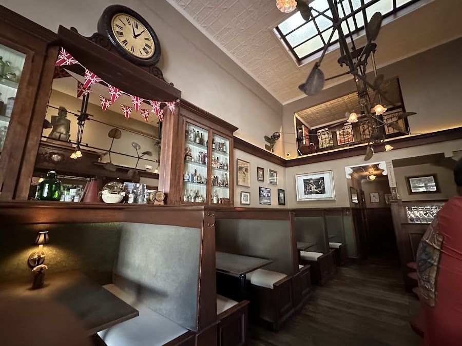 Comstock Saloon After Work cocktail at the bar