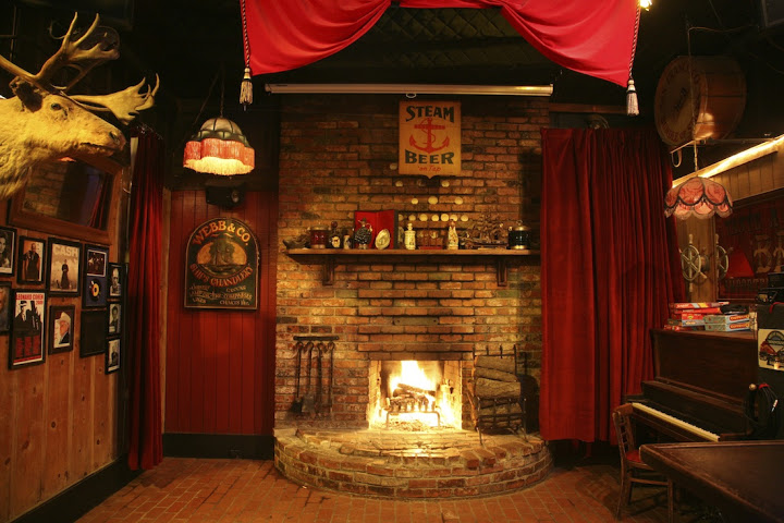 The Riptide dive bar interior near Ocean Beach in San Francisco