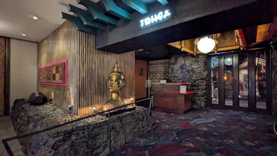 Tonga Room & Hurricane Bar bar service
