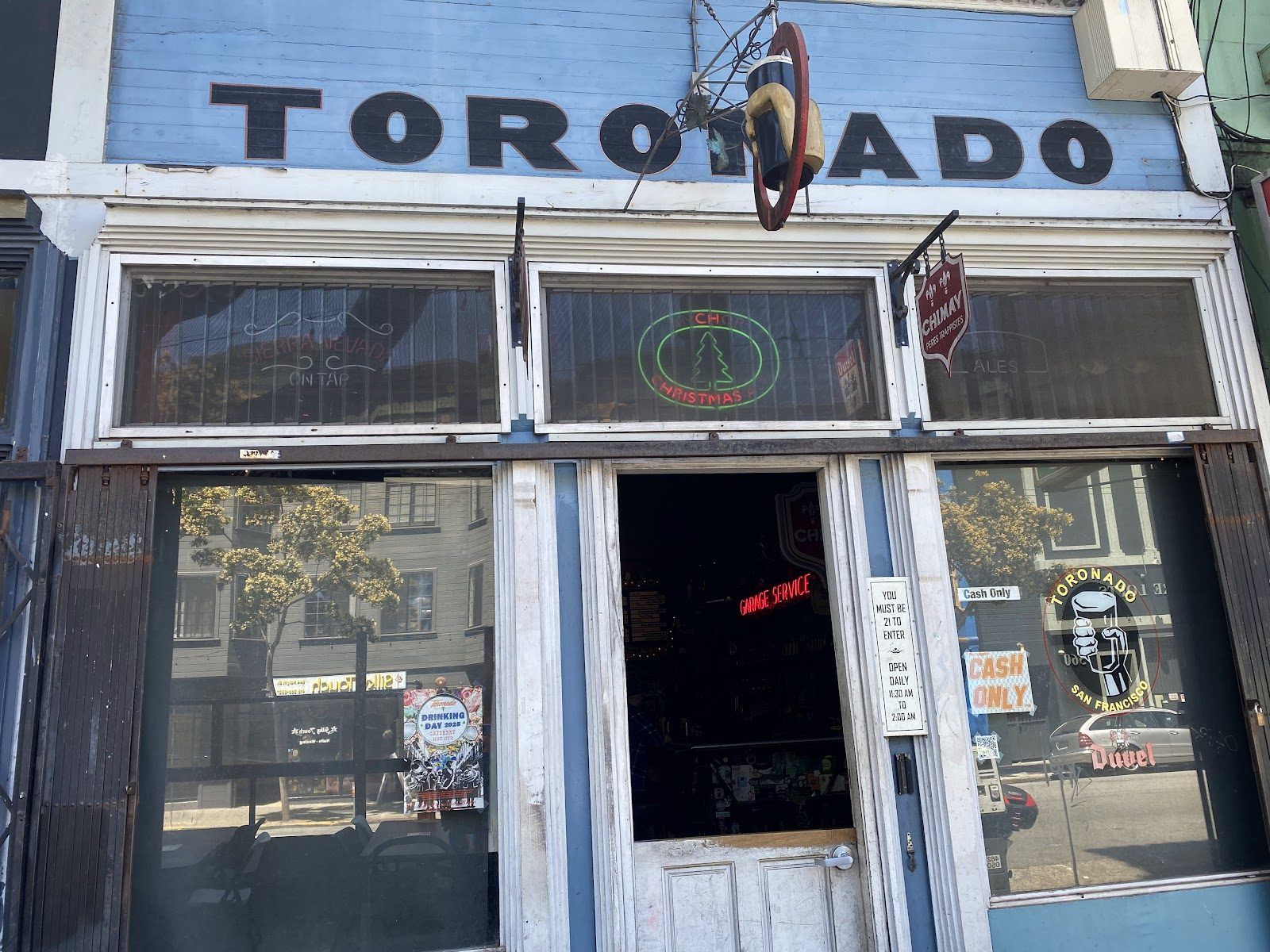 Toronado San Francisco bar interior