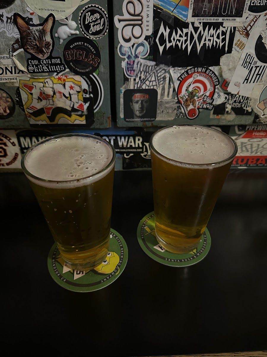 Toronado Lower Haight atmosphere