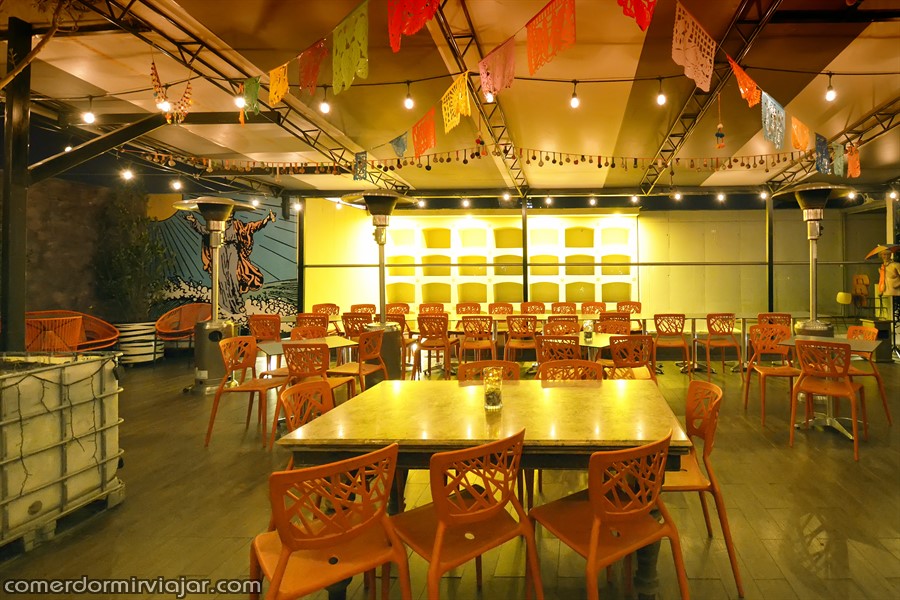 Sarita Colonia, Santiago