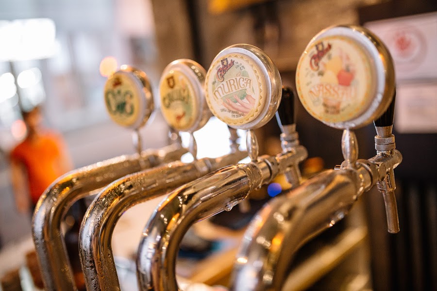 Bar do Urso Colorado beer taps on Rua Augusta, Sao Paulo interior