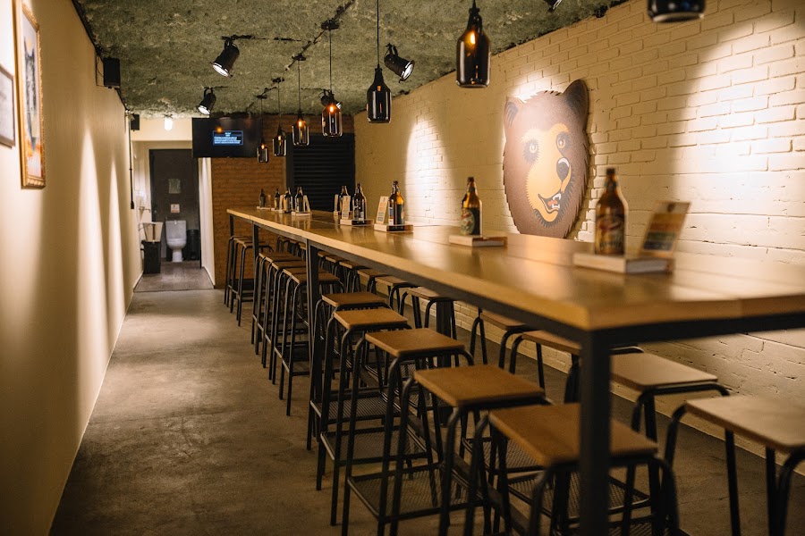 Bar do Urso Colorado beer taps on Rua Augusta, Sao Paulo bar
