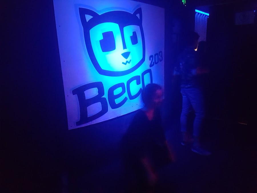 Beco 203 bar detail