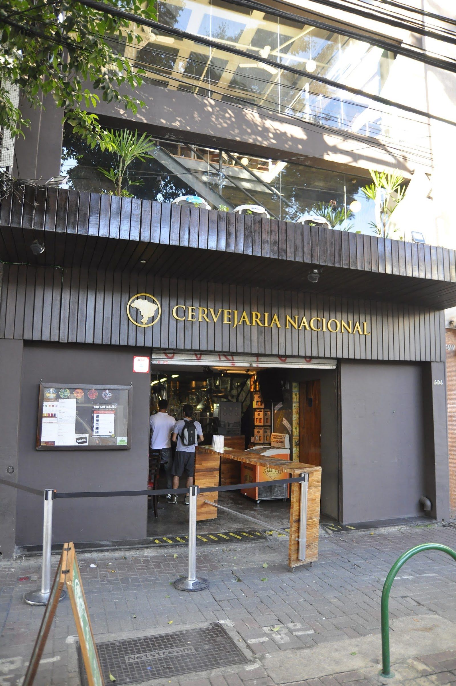 Cervejaria Nacional Sao Paulo bar interior