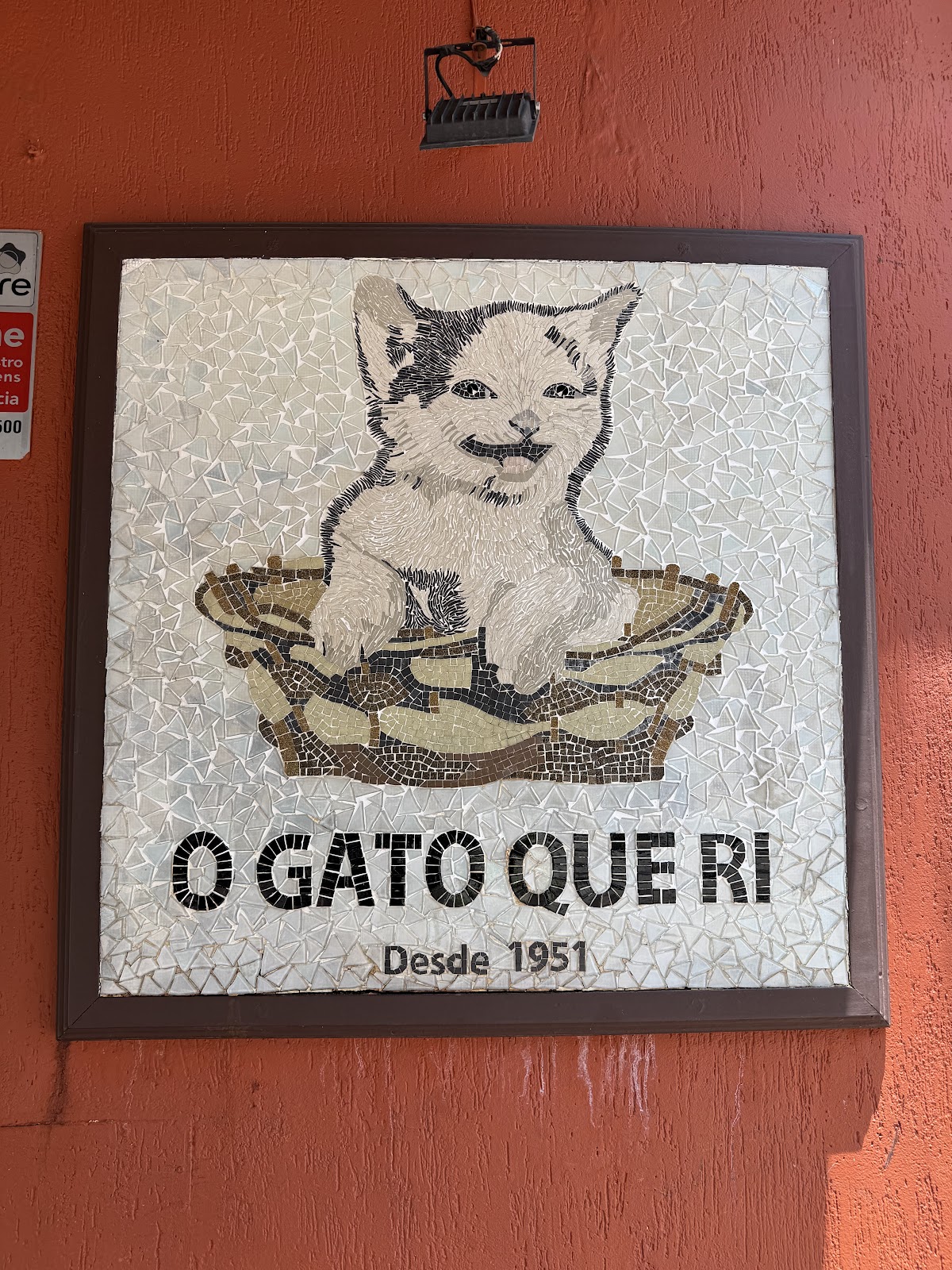 Courtyard at Pinheiros bar