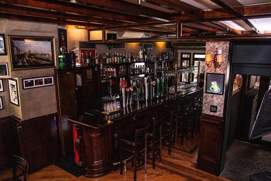 The Blue Pub cocktail at the bar