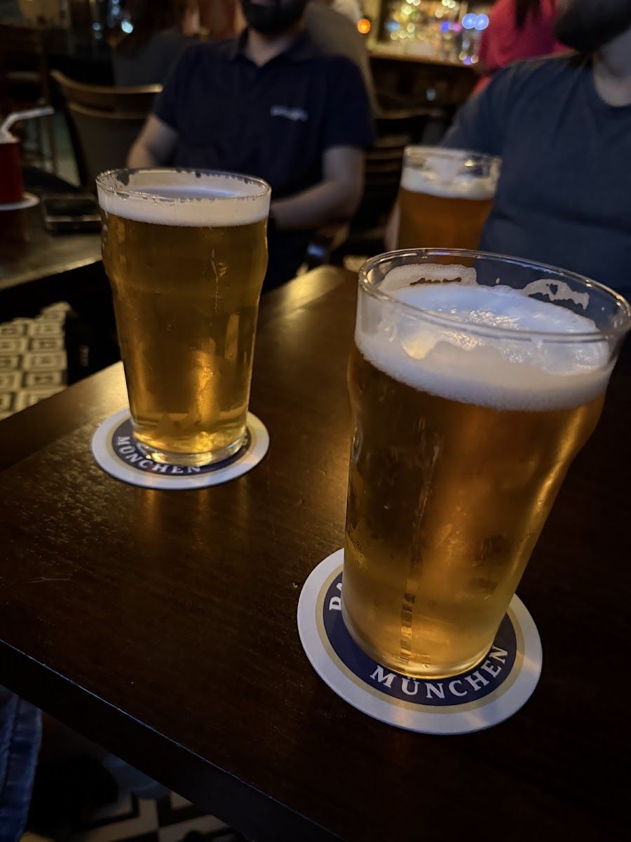 The Blue Pub bar service
