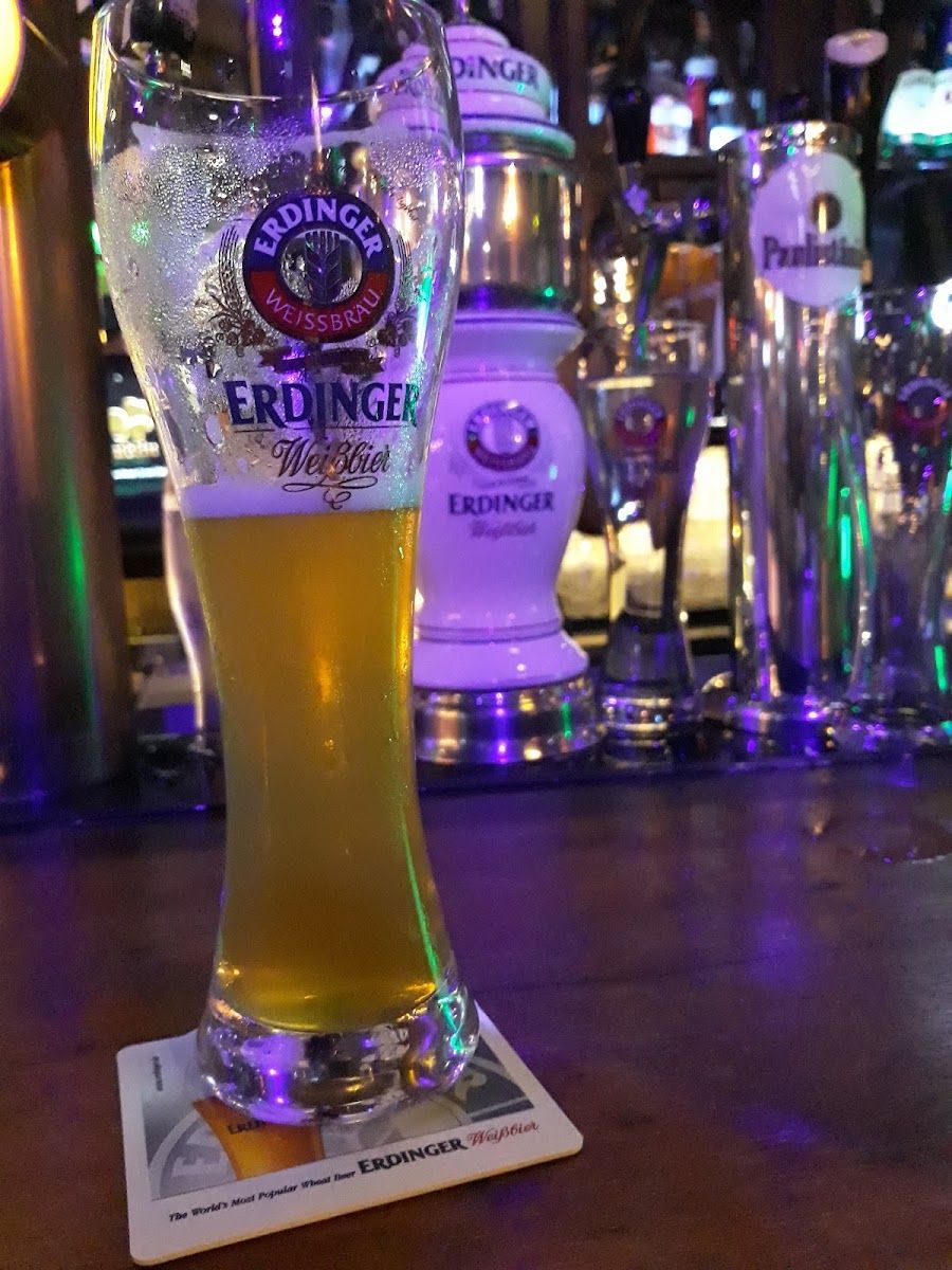 The Irish Pub Sao Paulo bar service